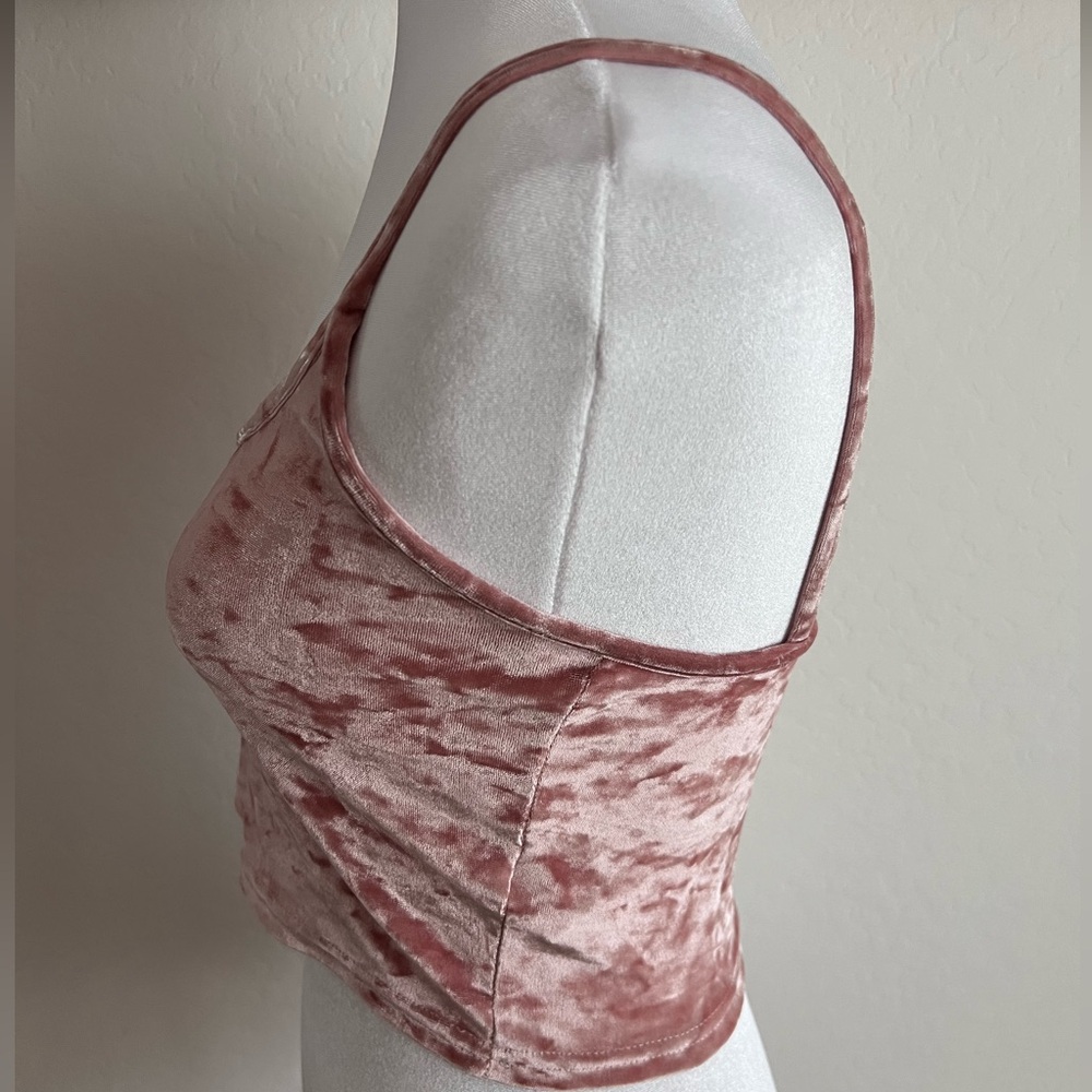 Dusty Pink Crushed Velvet crop top by Topshop - Picture 2 of 5